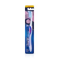 ORAL-B BRUSH CRISS CROSS
